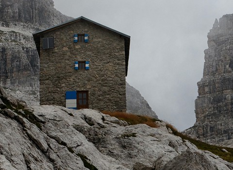 Estaba cimentada sobre roca