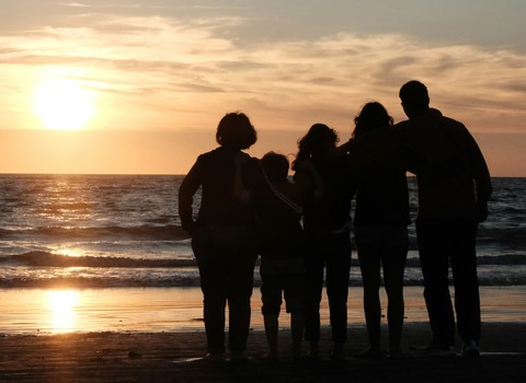 Esto os mando: que os améis unos a otros